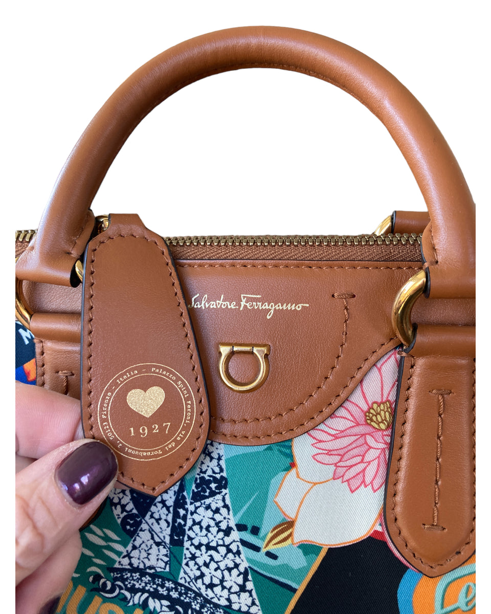 バッグ Salvatore Ferragamo LEATHER HAND BAG Salvatore Ferragamo BX-212193 Gancini Bag 2WAY Hand Bag Shoulder