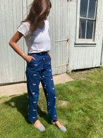 Load image into Gallery viewer, Murray&#39;s Toggery Vintage Nantucket Blue Whale Pants, 8
