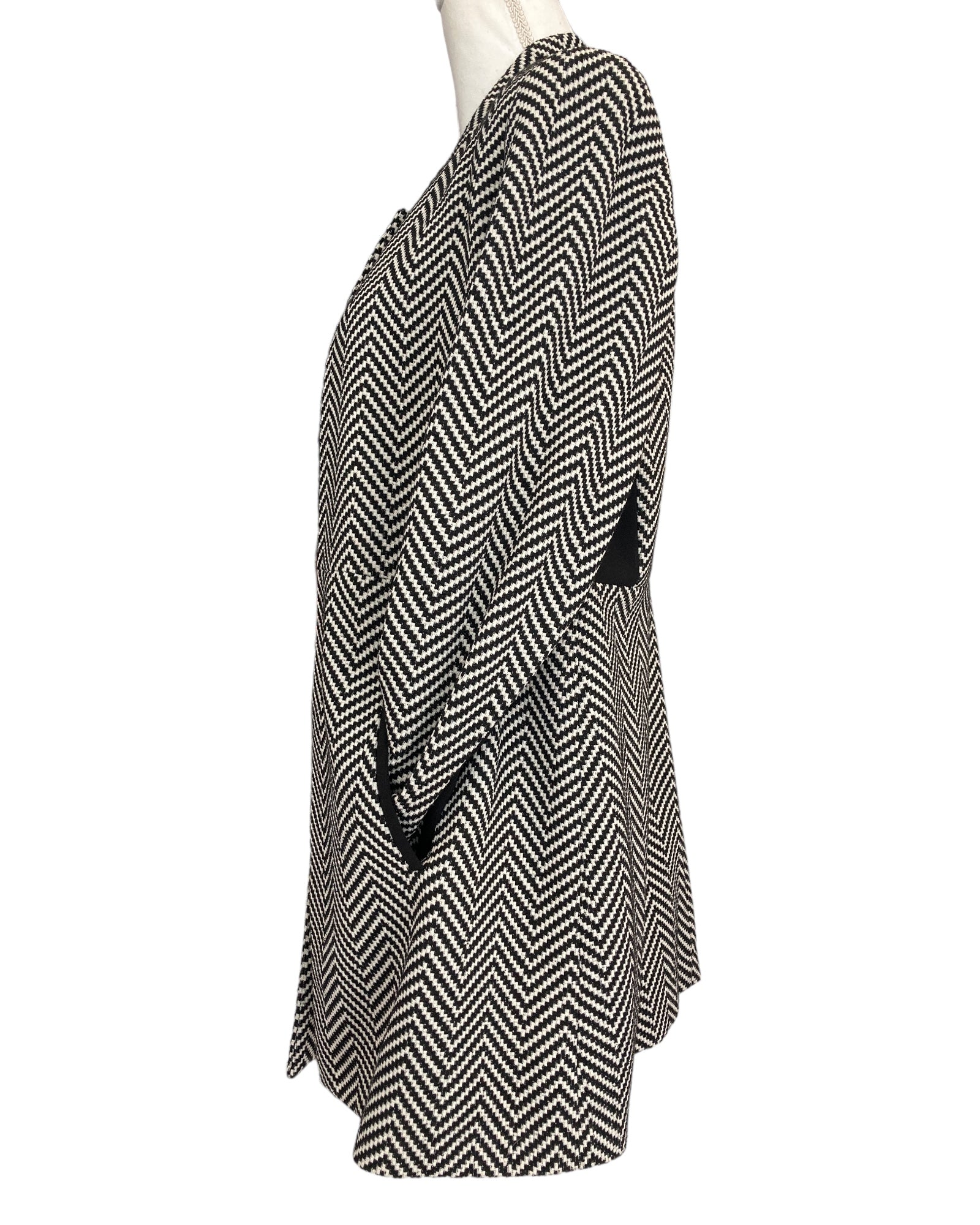 Albert Nipon Boutique Vintage Black and White Knit Suit, 8