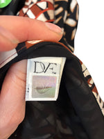 Load image into Gallery viewer, Diane von Furstenburg Brown and Black Print Wrap Dress, 6
