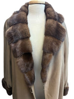 Load image into Gallery viewer, Création Sprung Frères Vintage Silk Evening Coat with Removable Mink Lining, M
