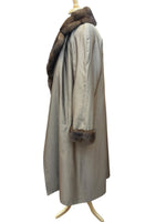 Load image into Gallery viewer, Création Sprung Frères Vintage Silk Evening Coat with Removable Mink Lining, M
