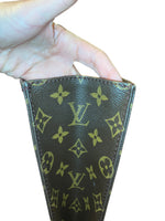 Load image into Gallery viewer, Louis Vuitton Monogram Sac Plat Tote
