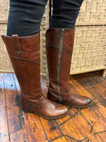 Load image into Gallery viewer, Frye Brown Leather Riding Boots, 8
