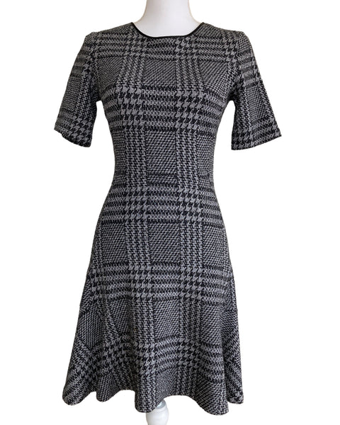 Theory Charcoal Plaid and Houndstooth Knit Dress, 6 Second Serve Resale Theory Charcoal Plaid and Houndstooth Knit Dress, 6 Second Serve Resale