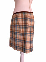 Load image into Gallery viewer, Vineyard Vines Skirt, 6
